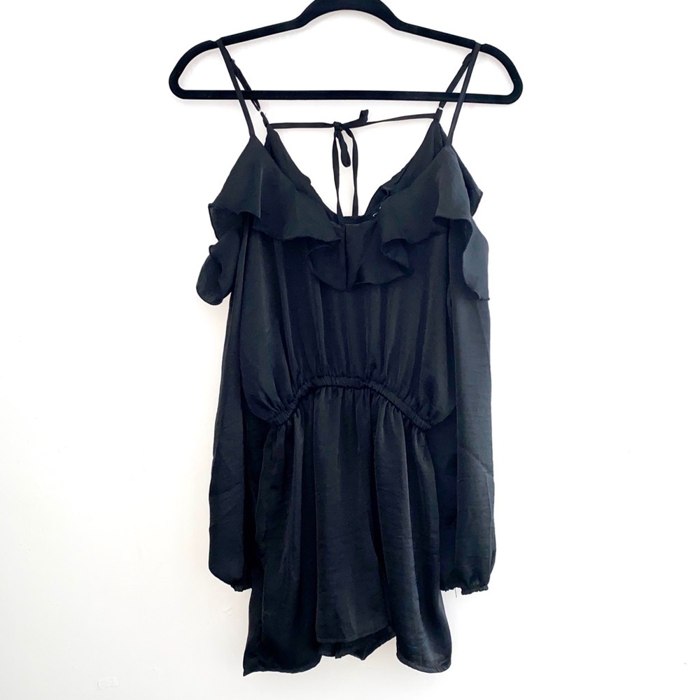 💟 New Ruffle Black Silky Romper Jumpsuit Chic - Picture 2 of 6